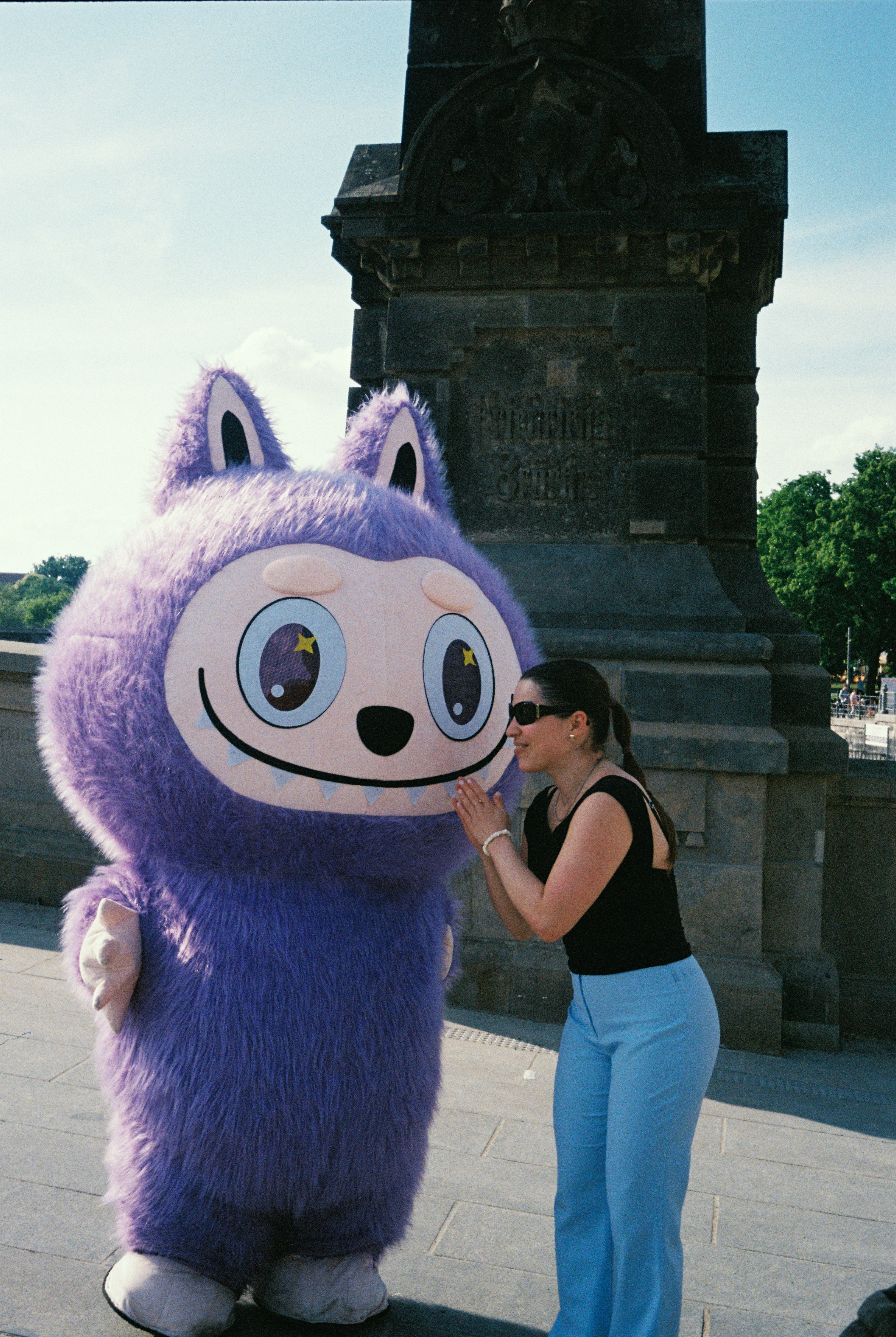 R1-09145-0018.png